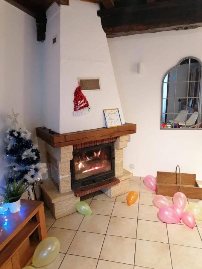 Maison De Village Saint-Barthelemy-de-Vals Екстер'єр фото